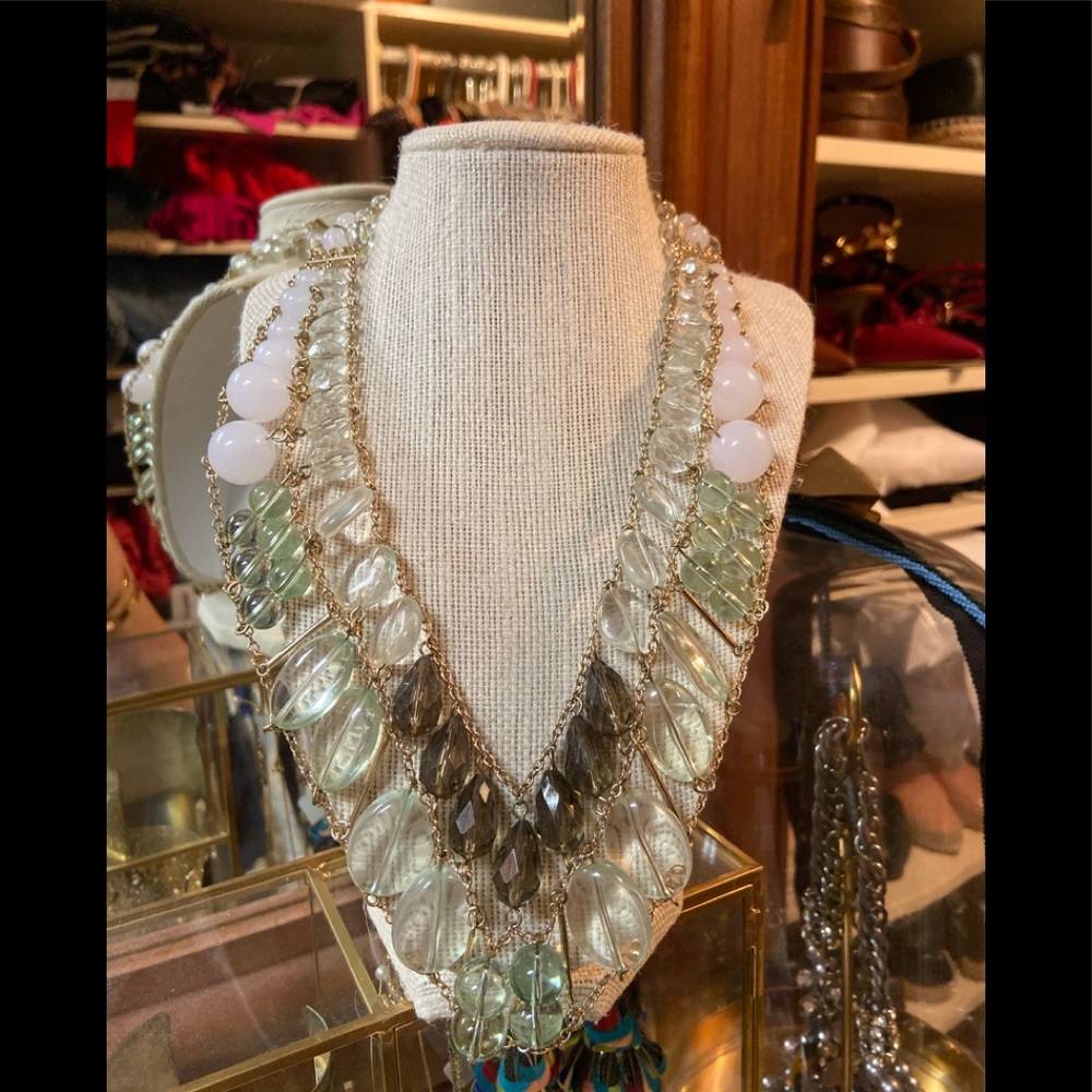 Banana Republic crystal necklace